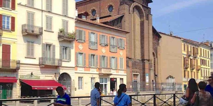 la zona del Naviglio Grande a Milano