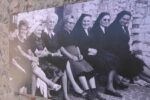 Antiche fotografie in piazza ad Elcito, San Severino Marche (Mc)